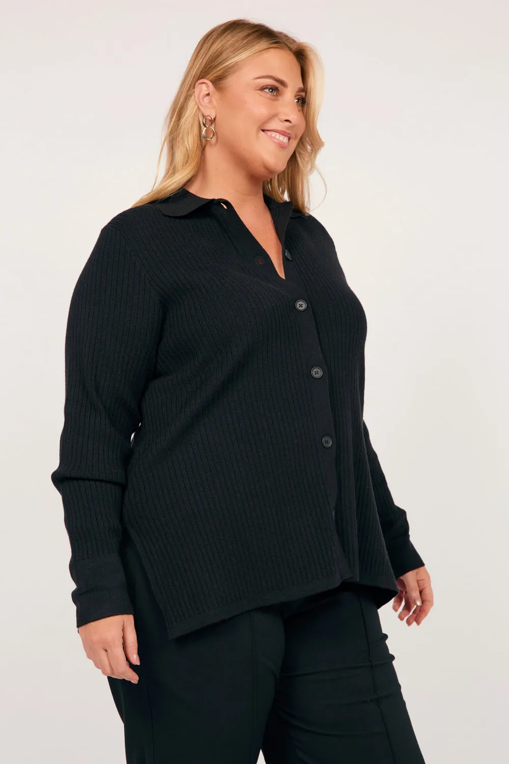 Knitted Cardigan in Black