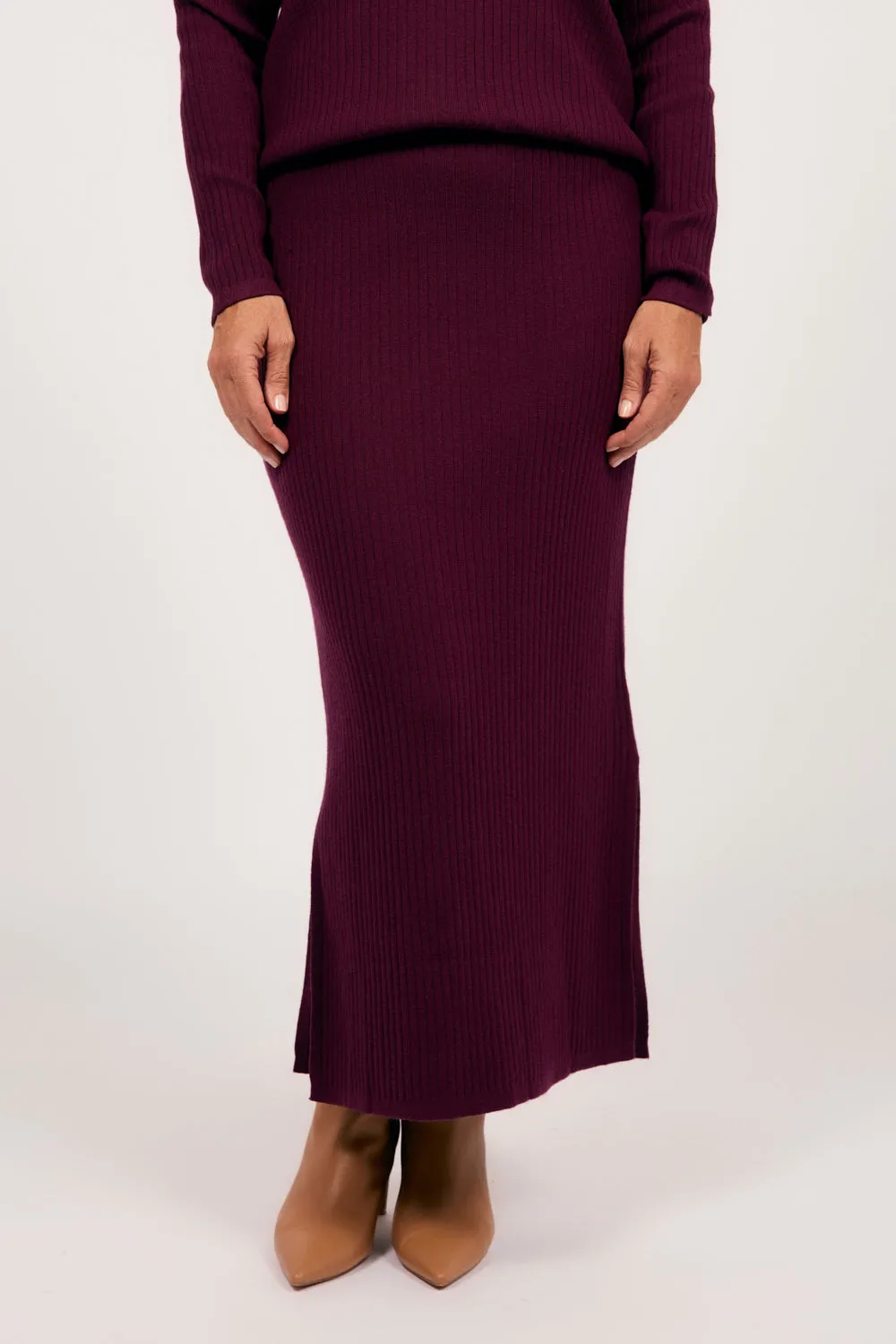 Knitted Skirt in Plum