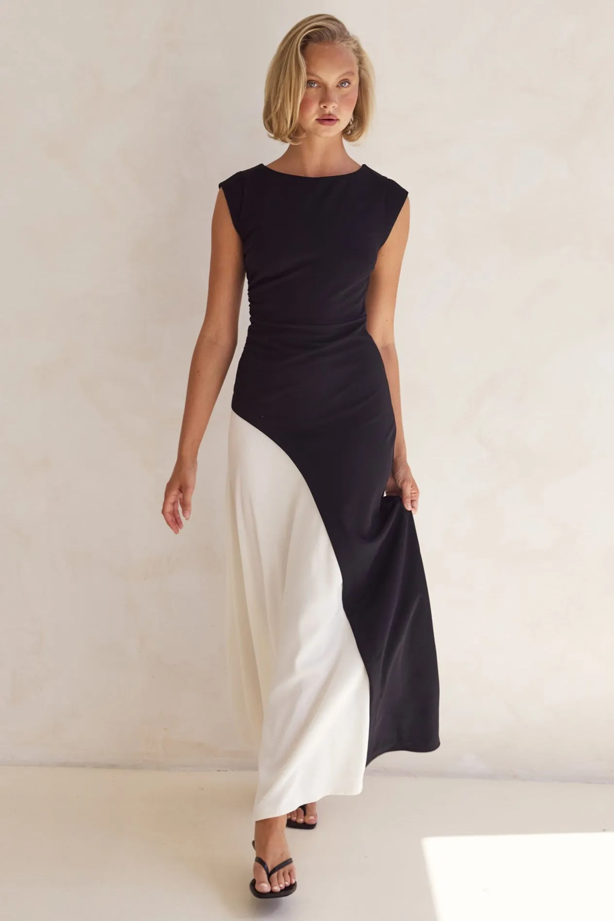 Leighton Maxi Dress (Black)