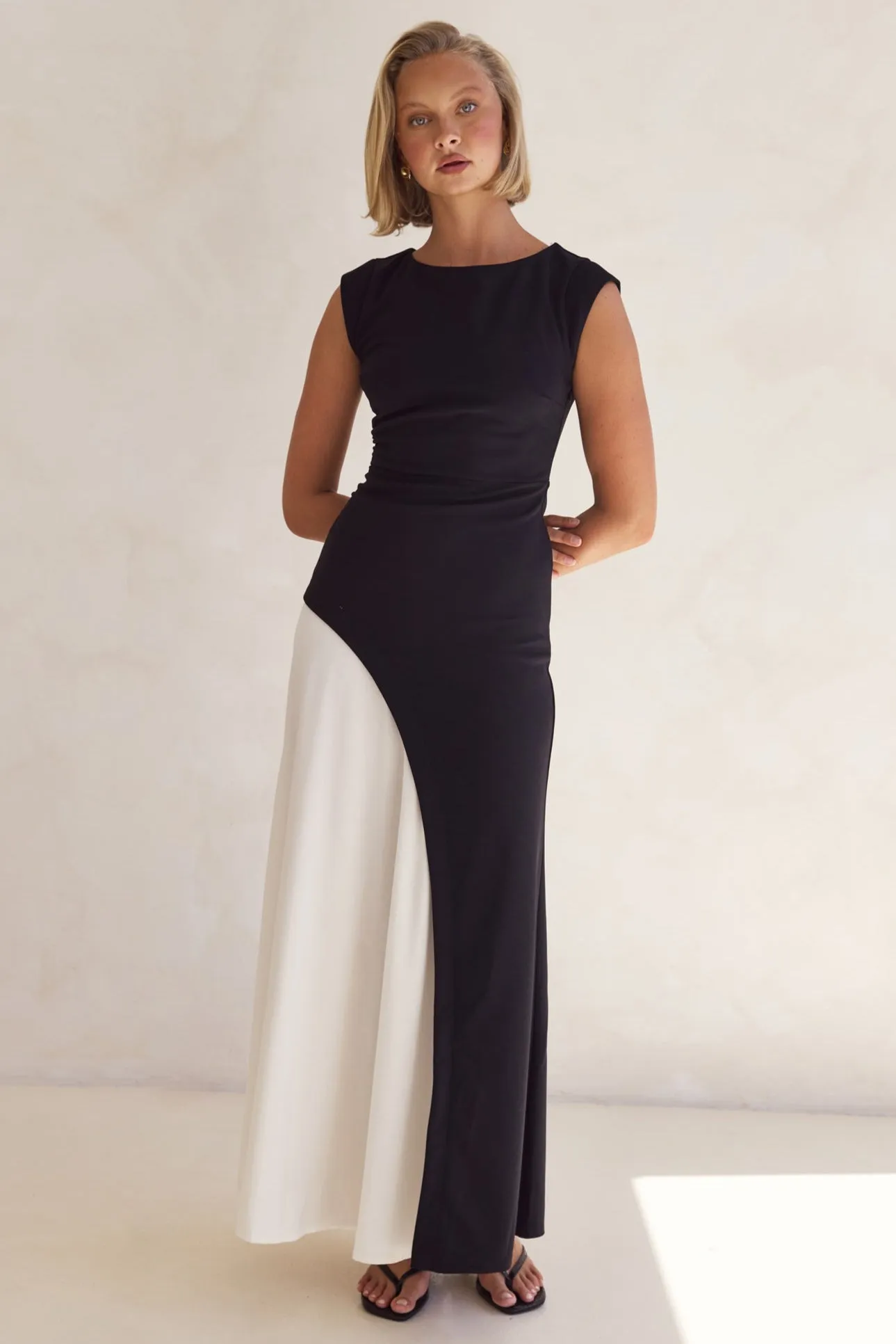 Leighton Maxi Dress (Black)
