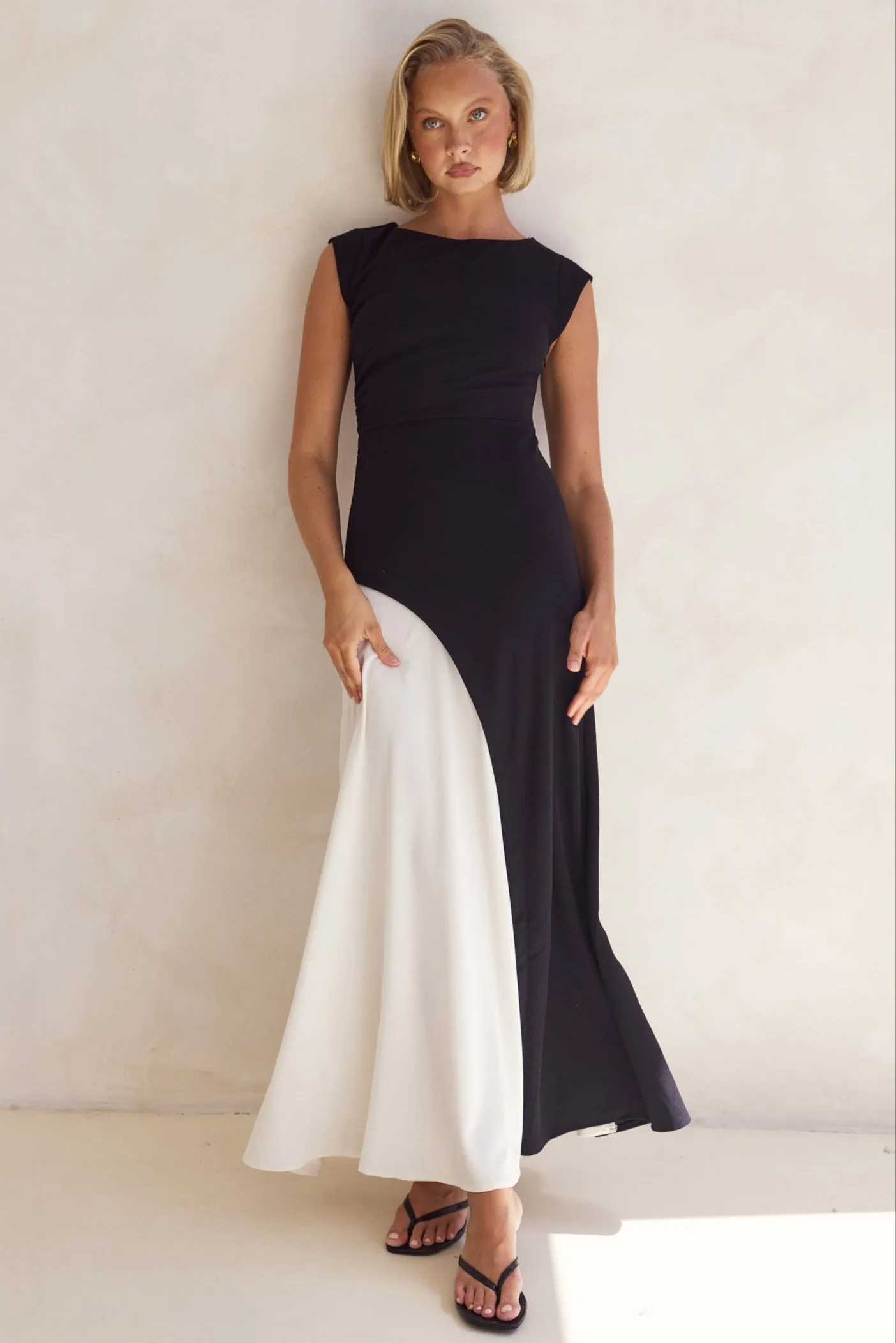 Leighton Maxi Dress (Black)