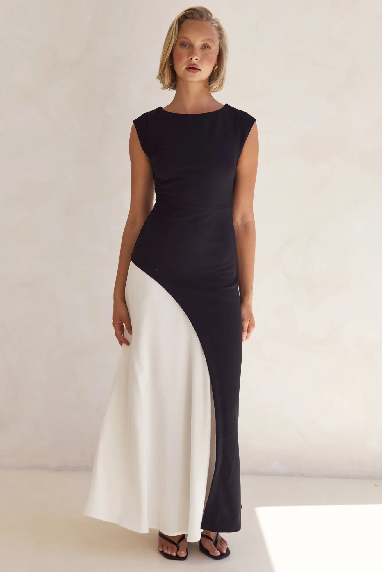 Leighton Maxi Dress (Black)