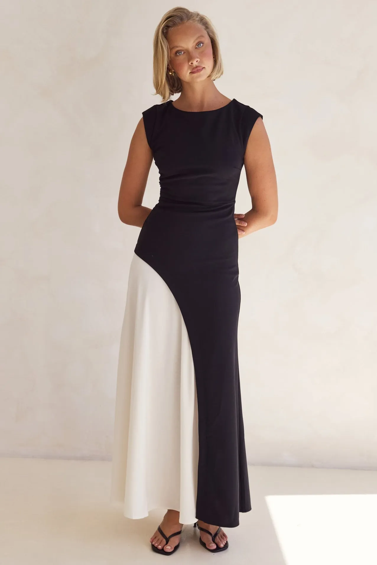 Leighton Maxi Dress (Black)
