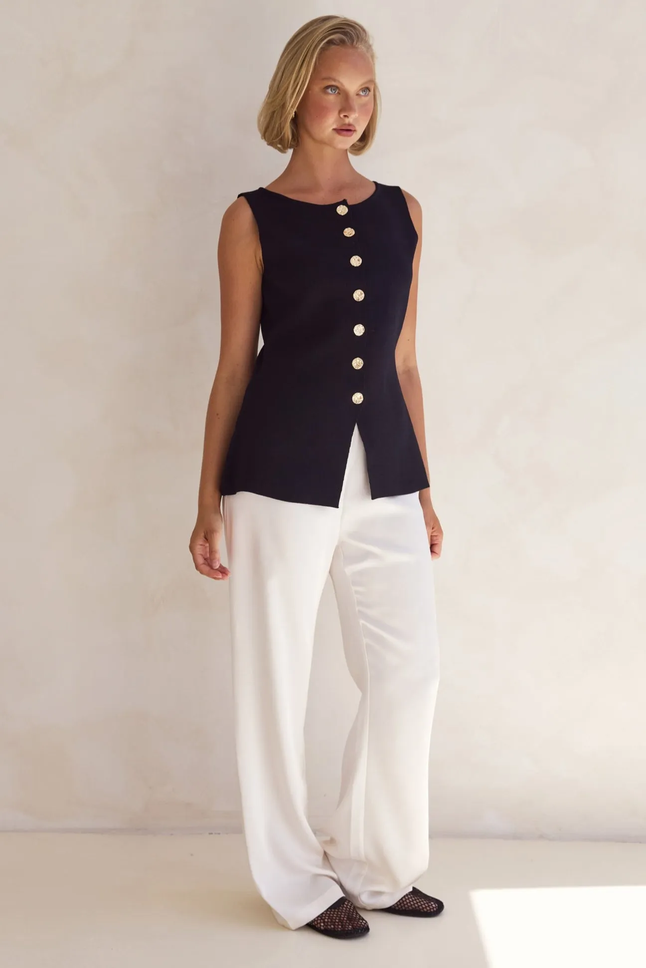 Lola Knit Vest (Black)