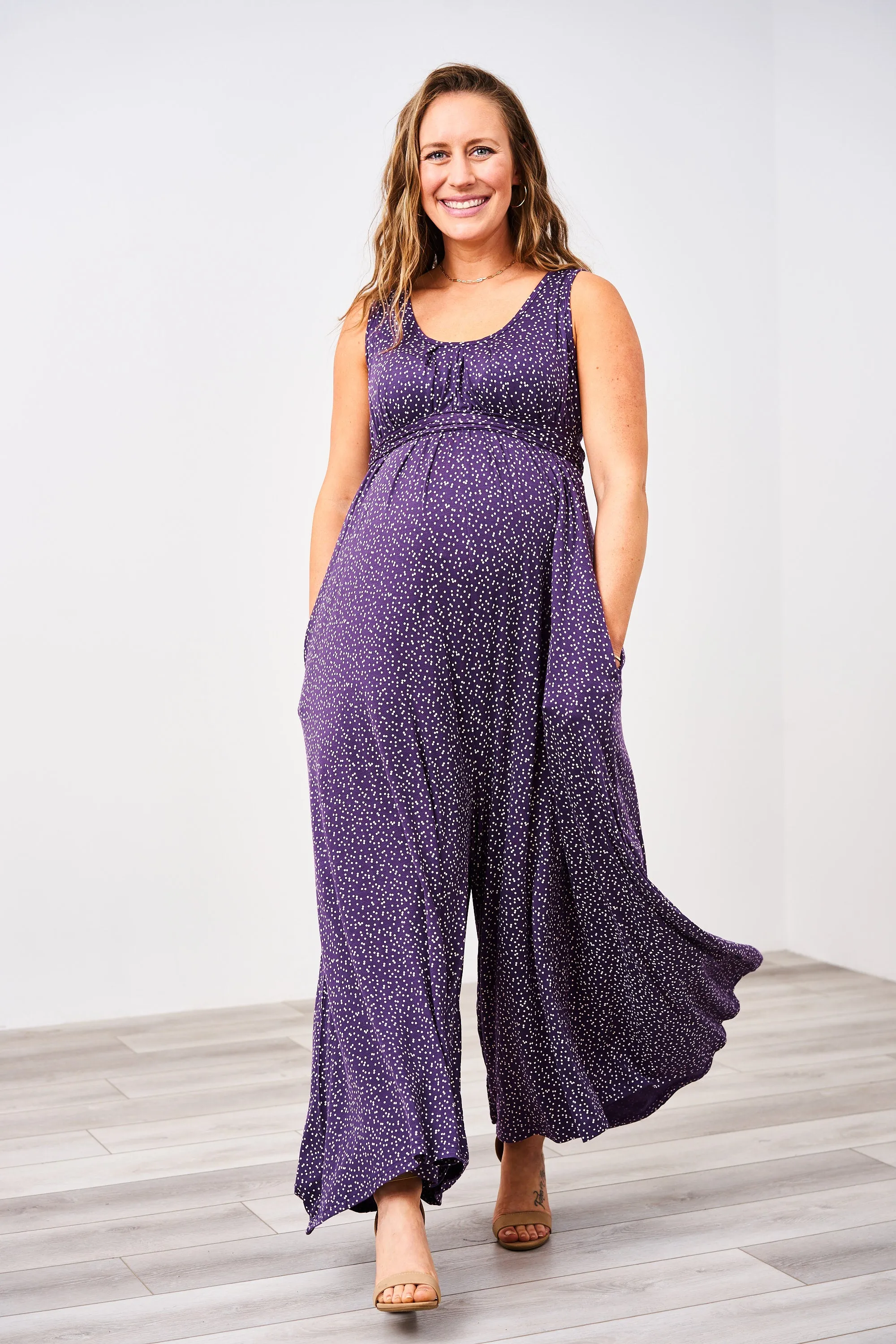 The Momper® Sleeveless Maxi Nursing Momper